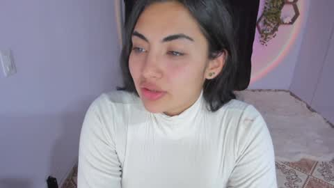 Snapshot of artemis_020 chatting on January 2025 11:48:01 PM FENIX online show from January 2025 11:48:01 PM