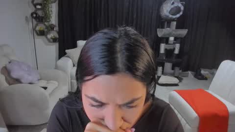 Snapshot of artemis_020 chatting on October 2025 02:03:02 AM FENIX online show from October 2025 02:03:02 AM