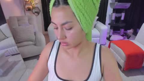 Snapshot of artemis_020 chatting on November 2025 02:09:01 AM FENIX online show from November 2025 02:09:01 AM