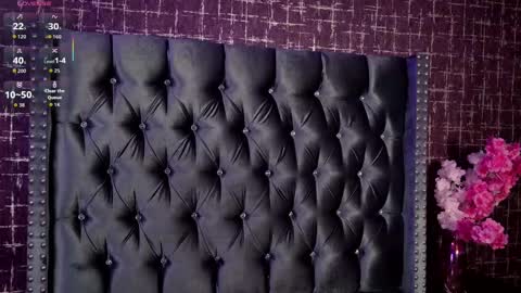 artemisablake online show from September 2025 05:38:01 PM