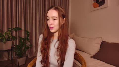 Lina online show from November 2025 09:47:01 PM