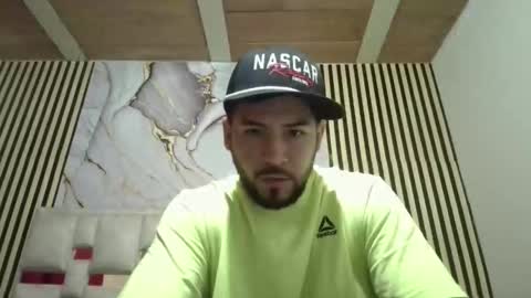 arthur1718 online show from January 2026 11:54:02 PM