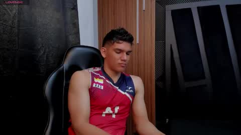 Snapshot of arthur_holland chatting on September 2025 05:56:02 PM Arthur hollands online show from September 2025 05:56:02 PM