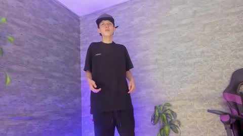 arthurcox_ online show from September 2025 06:13:02 PM