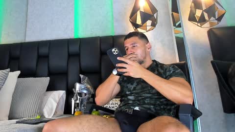 Arthur online show from January 2025 01:32:01 AM