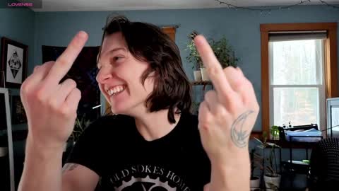 Snapshot of artiepaints chatting on December 2024 04:04:01 PM Artie Paints online show from December 2024 04:04:01 PM