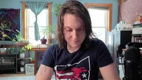 Snapshot of artiepaints chatting on February 2025 07:56:02 PM Artie Paints online show from February 2025 07:56:02 PM