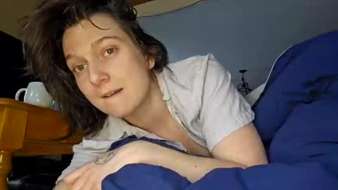 Snapshot of artiepaints chatting on March 2025 06:54:01 PM Artie Paints online show from March 2025 06:54:01 PM