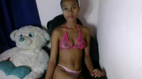 Snapshot of artsloveyou chatting on July 2026 08:04:01 PM artsloveyou online show from July 2026 08:04:01 PM