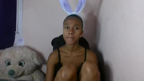 Snapshot of artsloveyou chatting on July 2026 03:33:02 AM artsloveyou online show from July 2026 03:33:02 AM