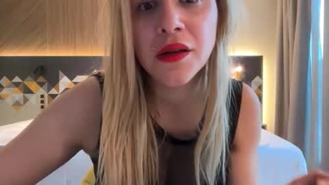 MIA online show from October 2025 02:26:01 PM