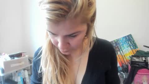 MIA online show from October 2025 09:52:02 AM