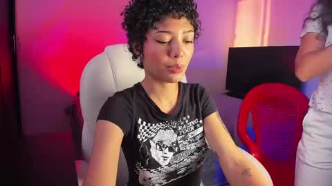 Ariana and Kelsieh online show from March 2025 10:42:01 PM