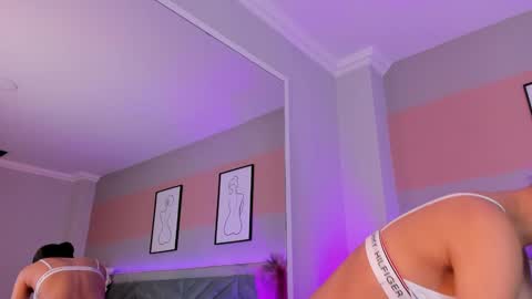 ARY THOMPSON online show from December 2024 08:34:01 PM