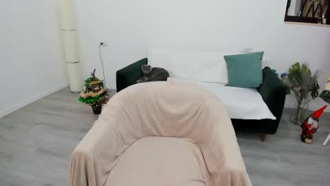 Snapshot of arya_anna chatting on December 2025 05:02:01 AM Arya online show from December 2025 05:02:01 AM