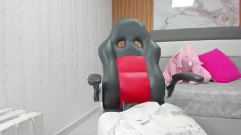  ARYA  online show from March 2026 06:44:02 PM