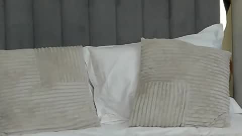 AryaTessa online show from February 2025 11:10:02 AM