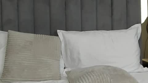 AryaTessa online show from February 2025 11:36:02 AM