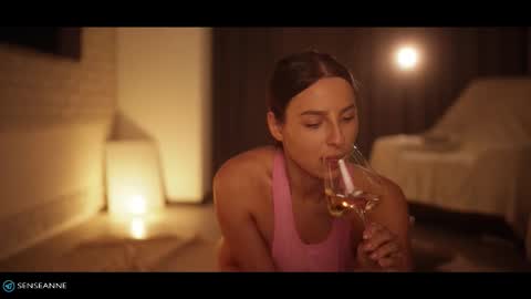 Snapshot of asensse chatting on October 2025 06:48:01 PM Call me Ann online show from October 2025 06:48:01 PM