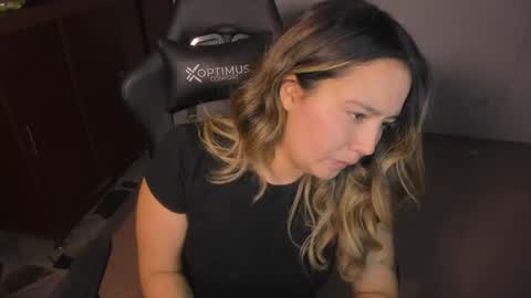 ash_smith1 online show from March 2026 12:00:02 AM