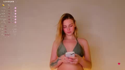 your pretty Ashley online show from November 2025 05:29:02 PM