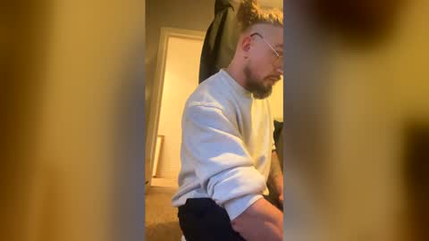 Snapshot of ashdrewery01519813 chatting on December 2025 08:30:01 AM ashdrewery01519813 online show from December 2025 08:30:01 AM