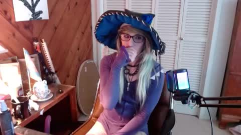 Ashley Scarlett online show from March 2026 08:02:01 PM