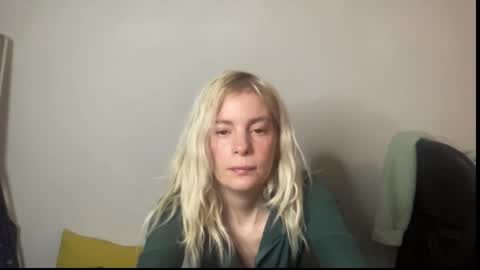 Ashlee online show from January 2026 03:23:02 AM