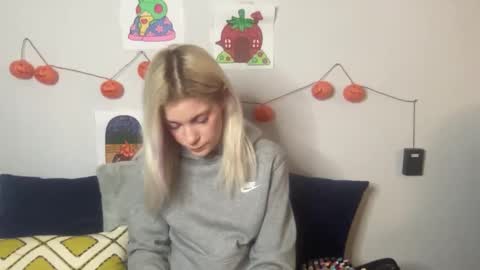 Ashlee online show from February 2026 01:26:02 AM