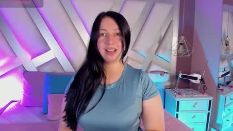 Snapshot of ashleey_bell_ chatting on April 2026 12:41:01 PM Ashley online show from April 2026 12:41:01 PM