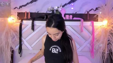 ashley_7777 online show from April 2026 01:35:01 PM