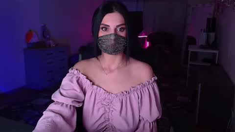   Yasmina   online show from December 2024 02:42:01 AM