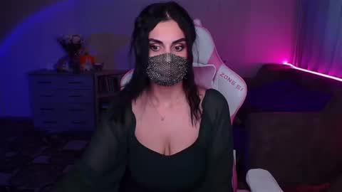   Yasmina   online show from February 2025 07:32:02 AM