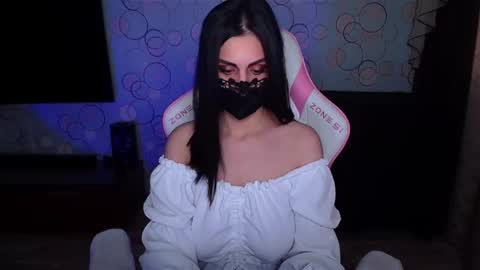   Yasmina   online show from February 2026 03:38:02 AM