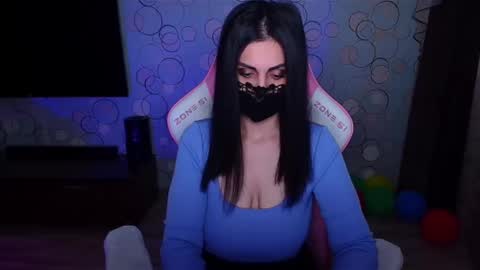   Yasmina   online show from April 2026 04:53:01 AM