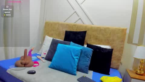 ashley online show from November 2025 02:05:01 PM