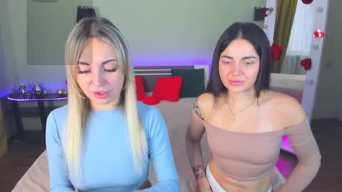 Snapshot of ashley_crashly chatting on October 2025 08:03:01 AM Alina online show from October 2025 08:03:01 AM