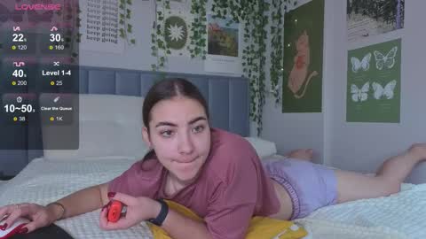 Snapshot of ashley_tempt chatting on September 2025 08:37:01 AM Ashle online show from September 2025 08:37:01 AM