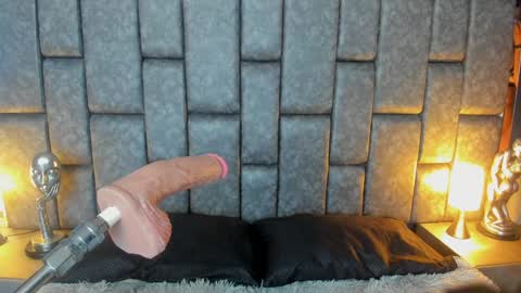 ASHLEY  My schedule 600 - 1400 GMT -5 online show from January 2025 11:28:02 AM