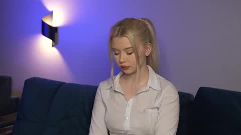 AshleyNiko online show from December 2025 05:43:02 PM