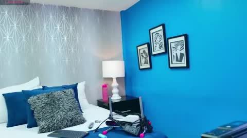 AshleyRoberh online show from April 2026 07:25:01 PM