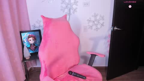 Snapshot of ashleyy18__ chatting on January 2025 12:13:02 AM Ashleyy18 online show from January 2025 12:13:02 AM