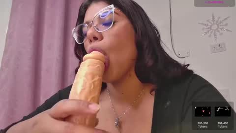 Snapshot of ashleyy18__ chatting on February 2025 12:41:02 PM Ashleyy18 online show from February 2025 12:41:02 PM