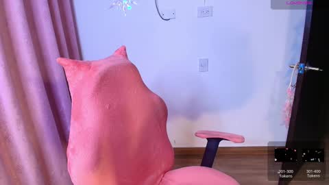 Snapshot of ashleyy18__ chatting on February 2025 09:45:02 AM Ashleyy18 online show from February 2025 09:45:02 AM