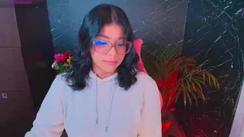 Snapshot of ashleyy18__ chatting on October 2025 02:08:01 AM Ashleyy18 online show from October 2025 02:08:01 AM