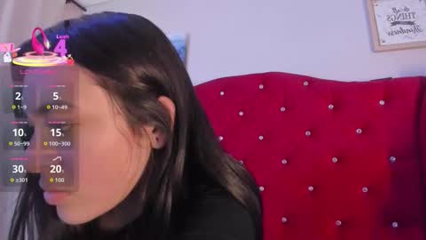 Snapshot of ashleyy_ls chatting on December 2025 04:33:01 PM kylie online show from December 2025 04:33:01 PM