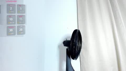 ashly_pink1 online show from February 2026 03:03:02 AM