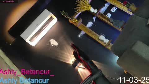 Snapshot of ashlybetancurxxx chatting on March 2025 01:36:02 AM Ashly Betancur online show from March 2025 01:36:02 AM