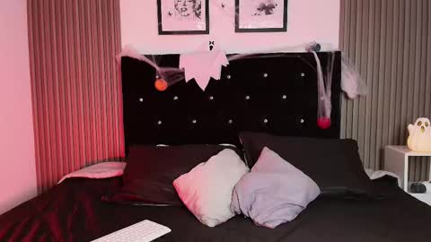 Snapshot of ashlycarteer chatting on October 2025 07:07:02 PM online show from October 2025 07:07:02 PM