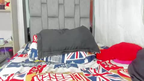 Ashley online show from February 2025 07:20:01 AM